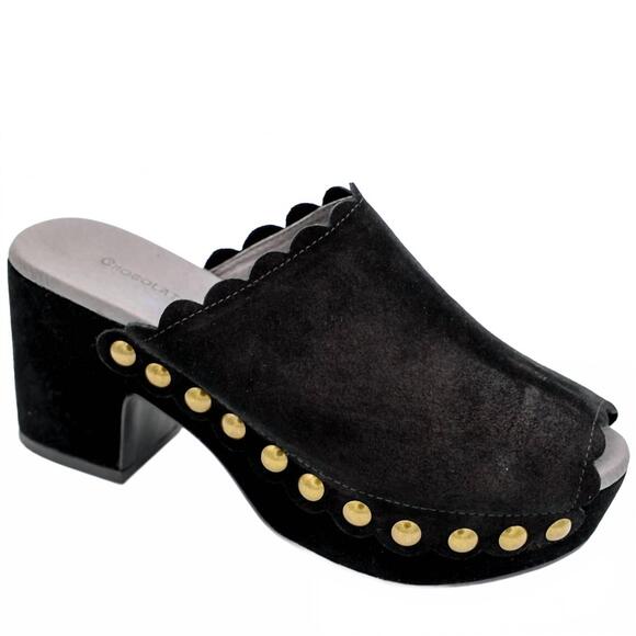 CHOCOLAT BLU Shoes - NEW CHOCOLAT BLU women's genessis platform clog in black